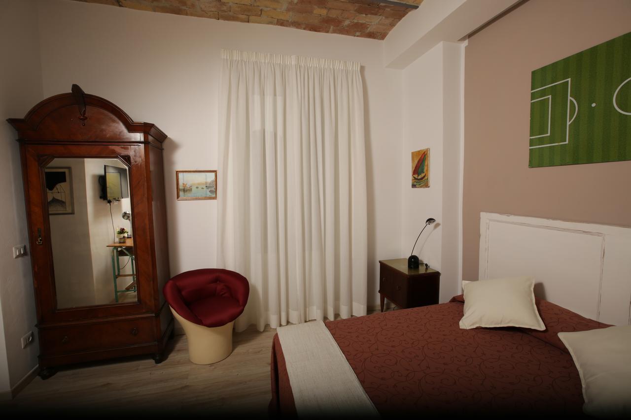 B&B Laurus Colosseo Rom Eksteriør billede